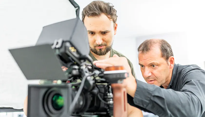 Dr. Bernd Schneider & Collegen